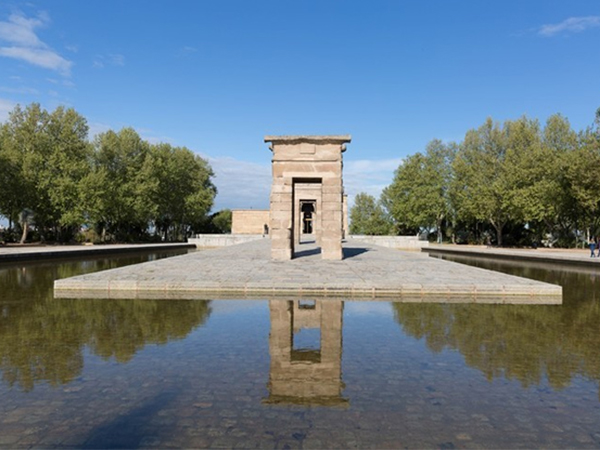 西班牙50萬(wàn)歐購房移民